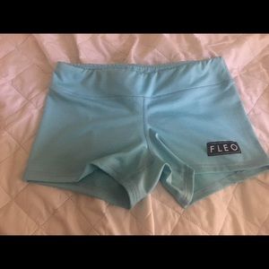Fleo Shorts Size Medium